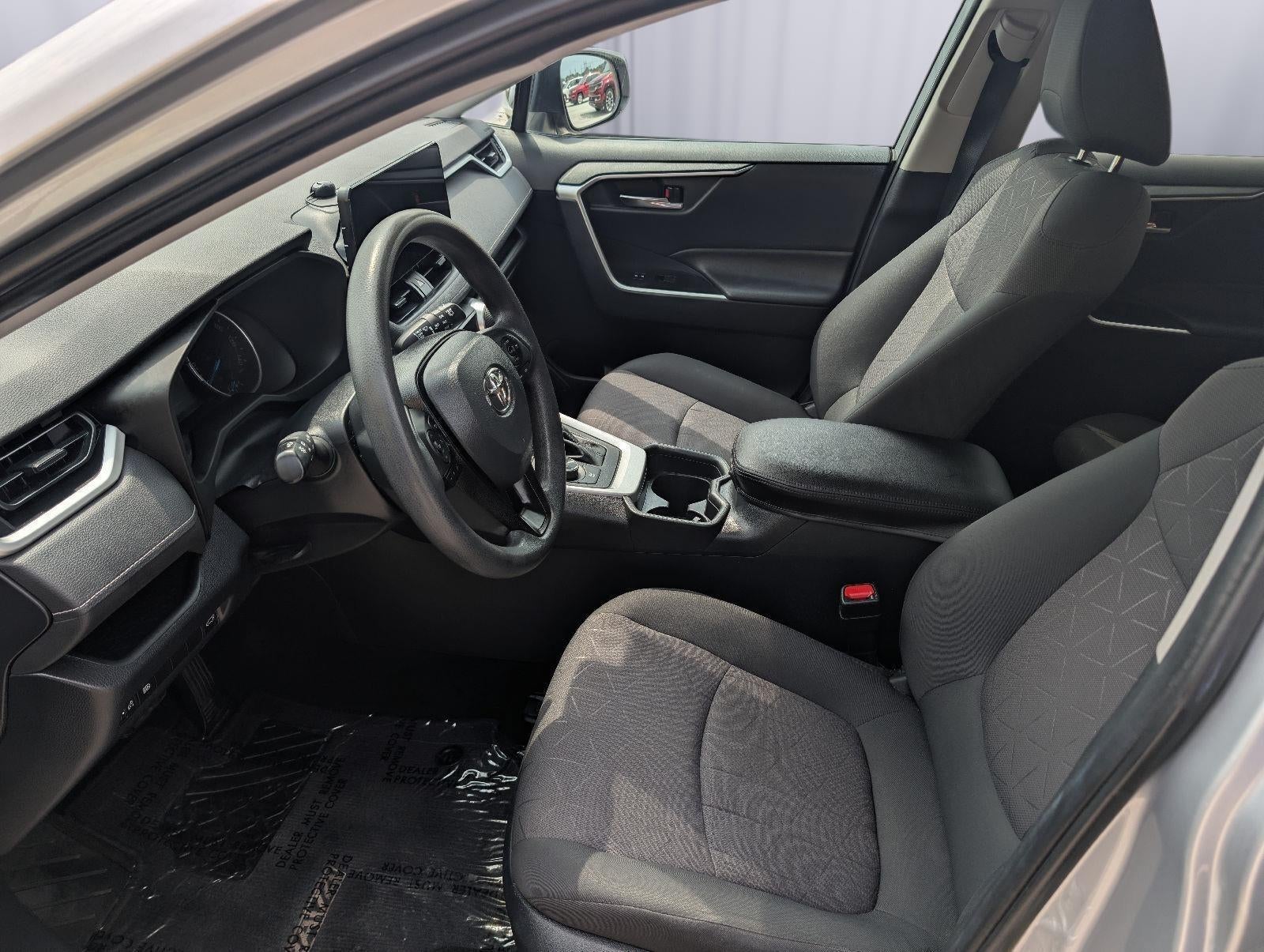 2019 Toyota RAV4 Hybrid XLE