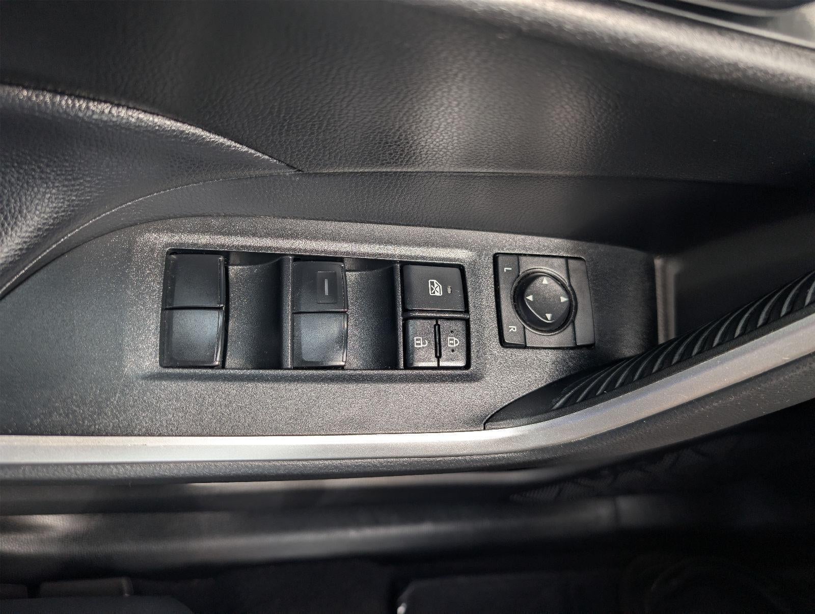 2019 Toyota RAV4 Hybrid XLE