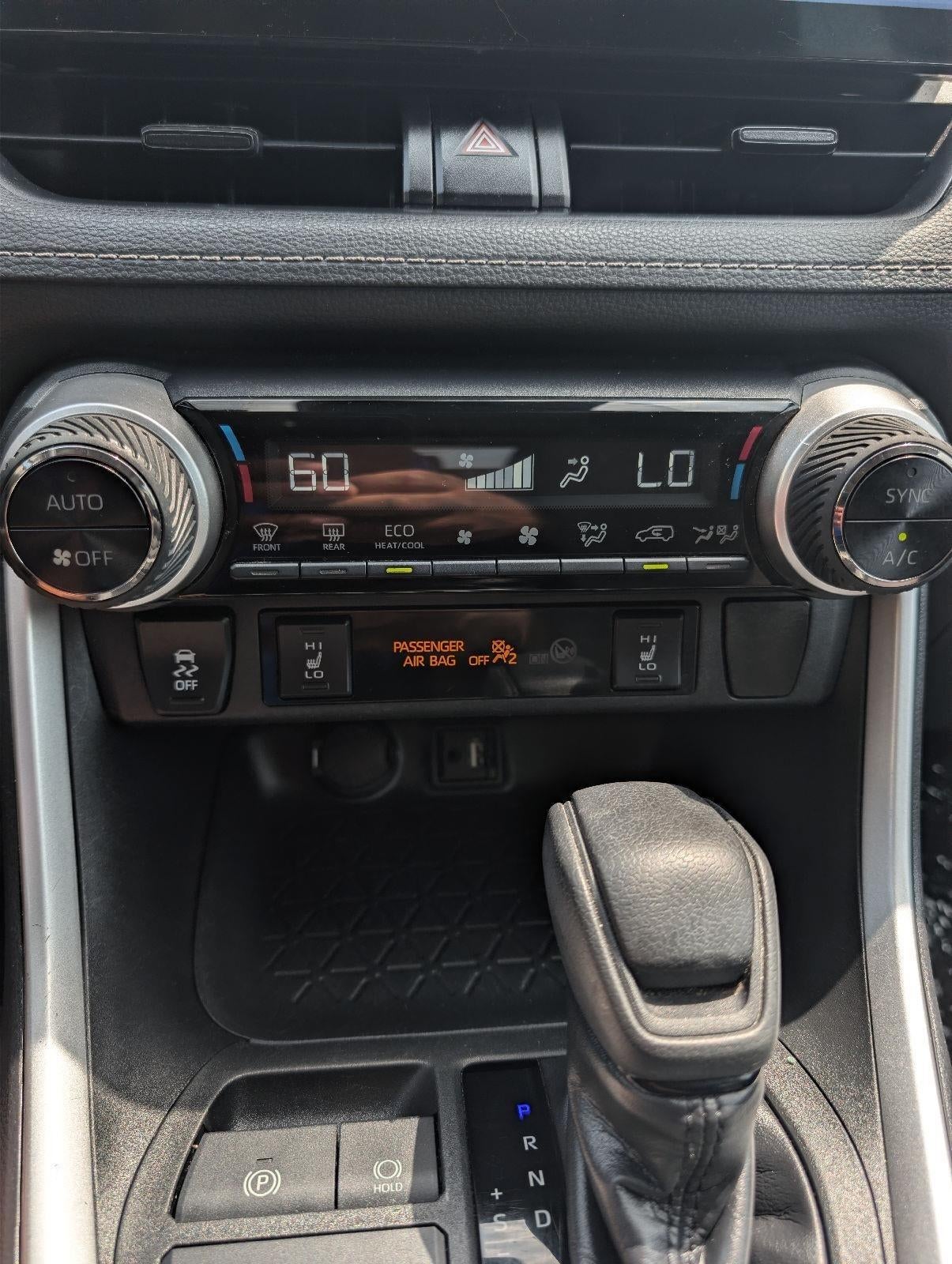 2019 Toyota RAV4 Hybrid XLE