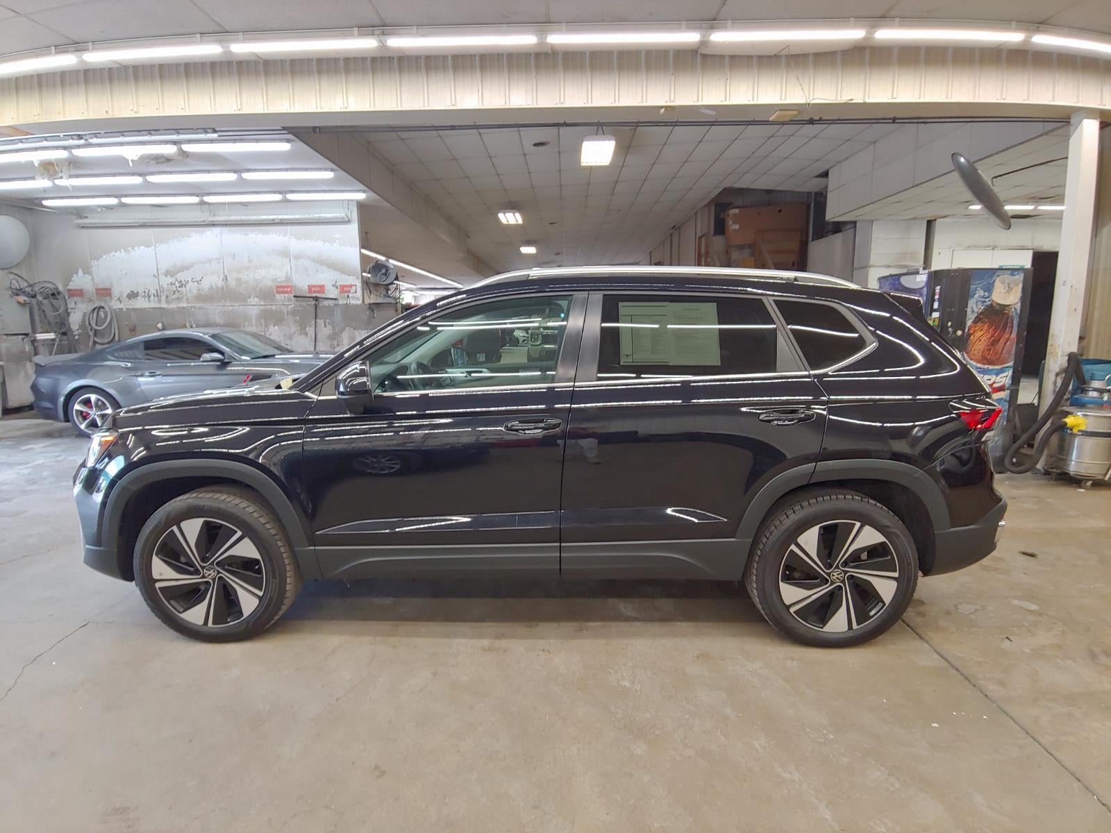 2025 Volkswagen Taos SE