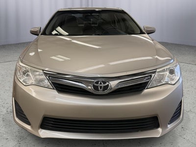 2014 Toyota CAMRY SE