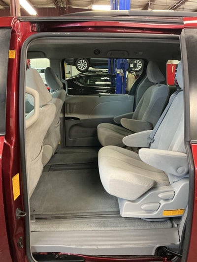 2011 Toyota Sienna LE 7-Passenger