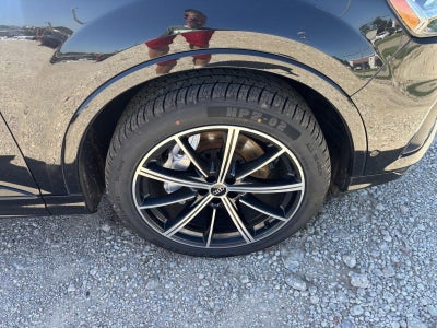 2022 Audi Q7 Premium Plus