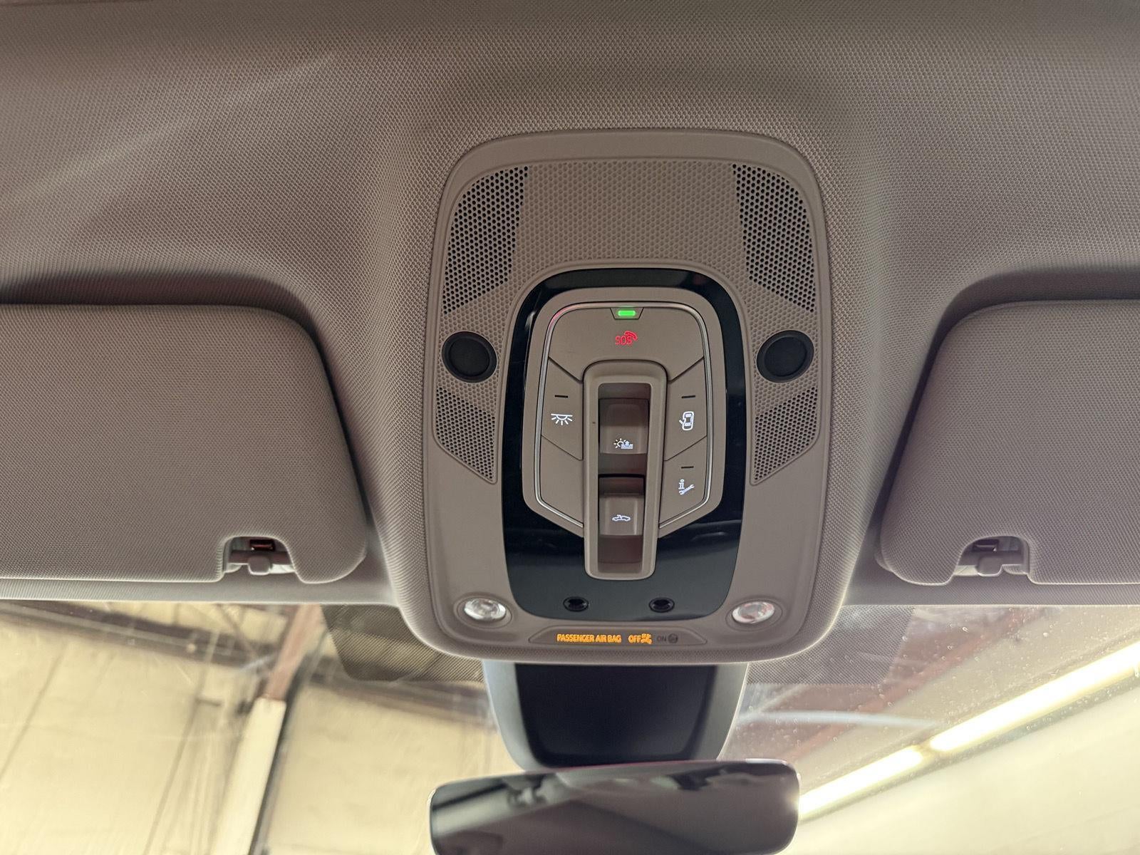 2022 Audi Q7 Premium Plus