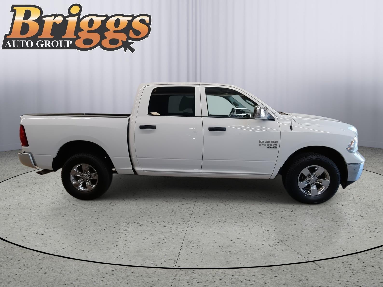 2022 RAM 1500 Classic SLT