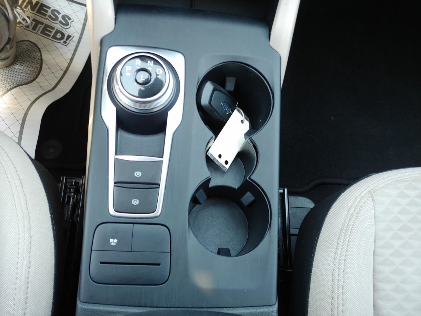 2022 Ford Escape SE Hybrid