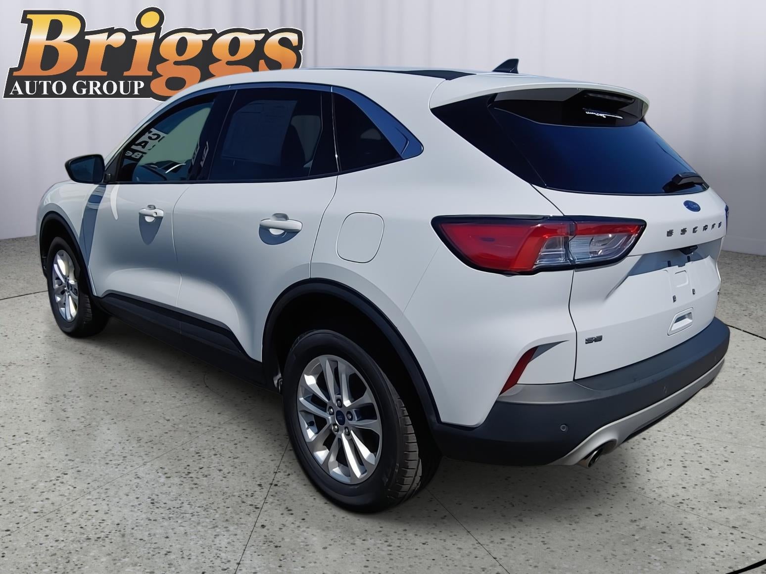 2022 Ford Escape SE Hybrid