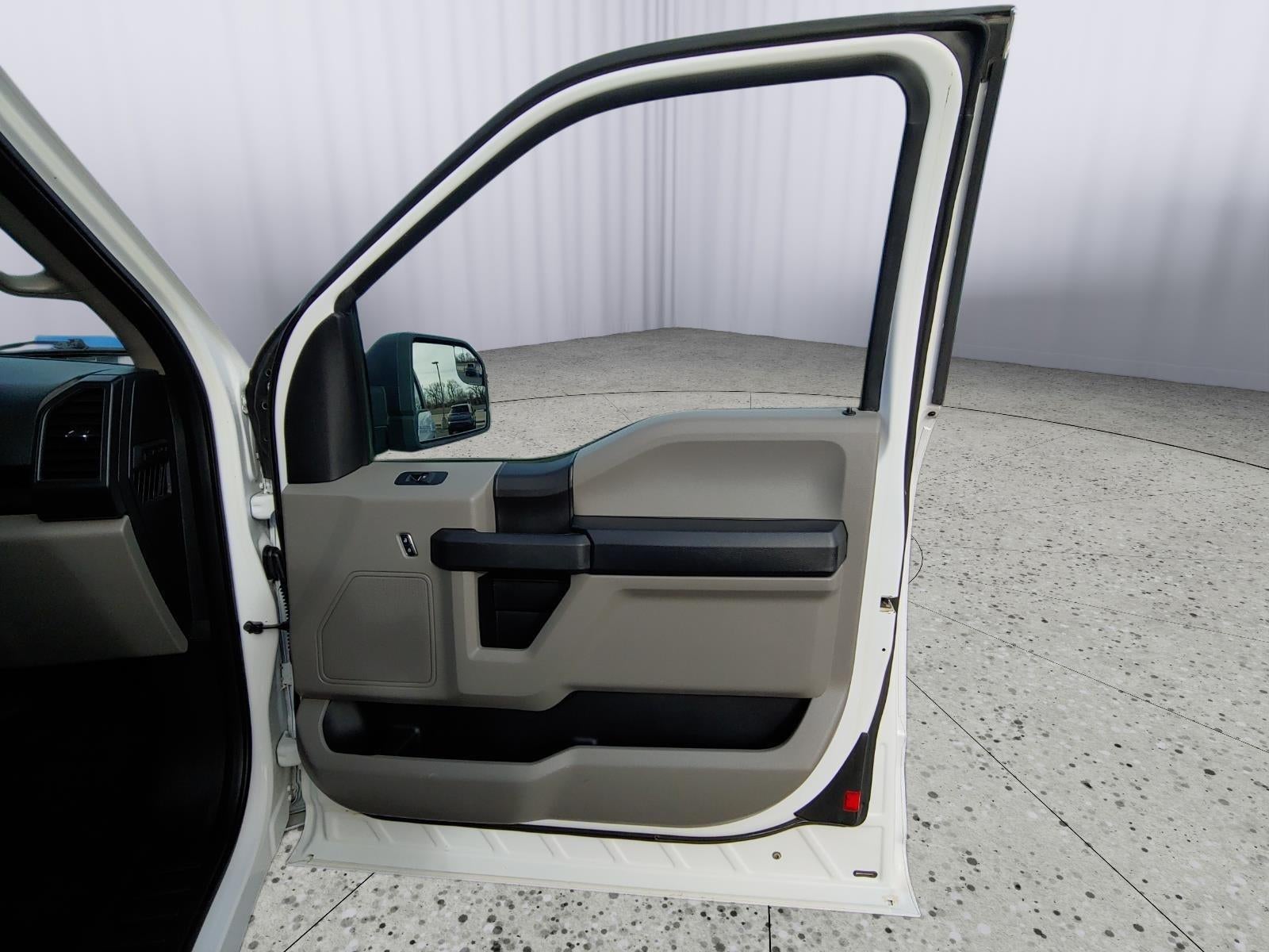 2015 Ford F-150 Base