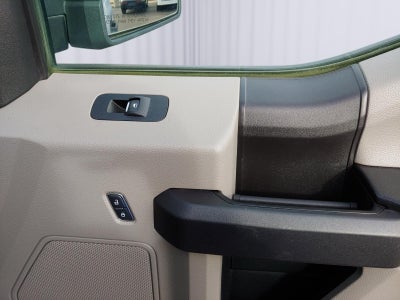 2015 Ford F-150 Base