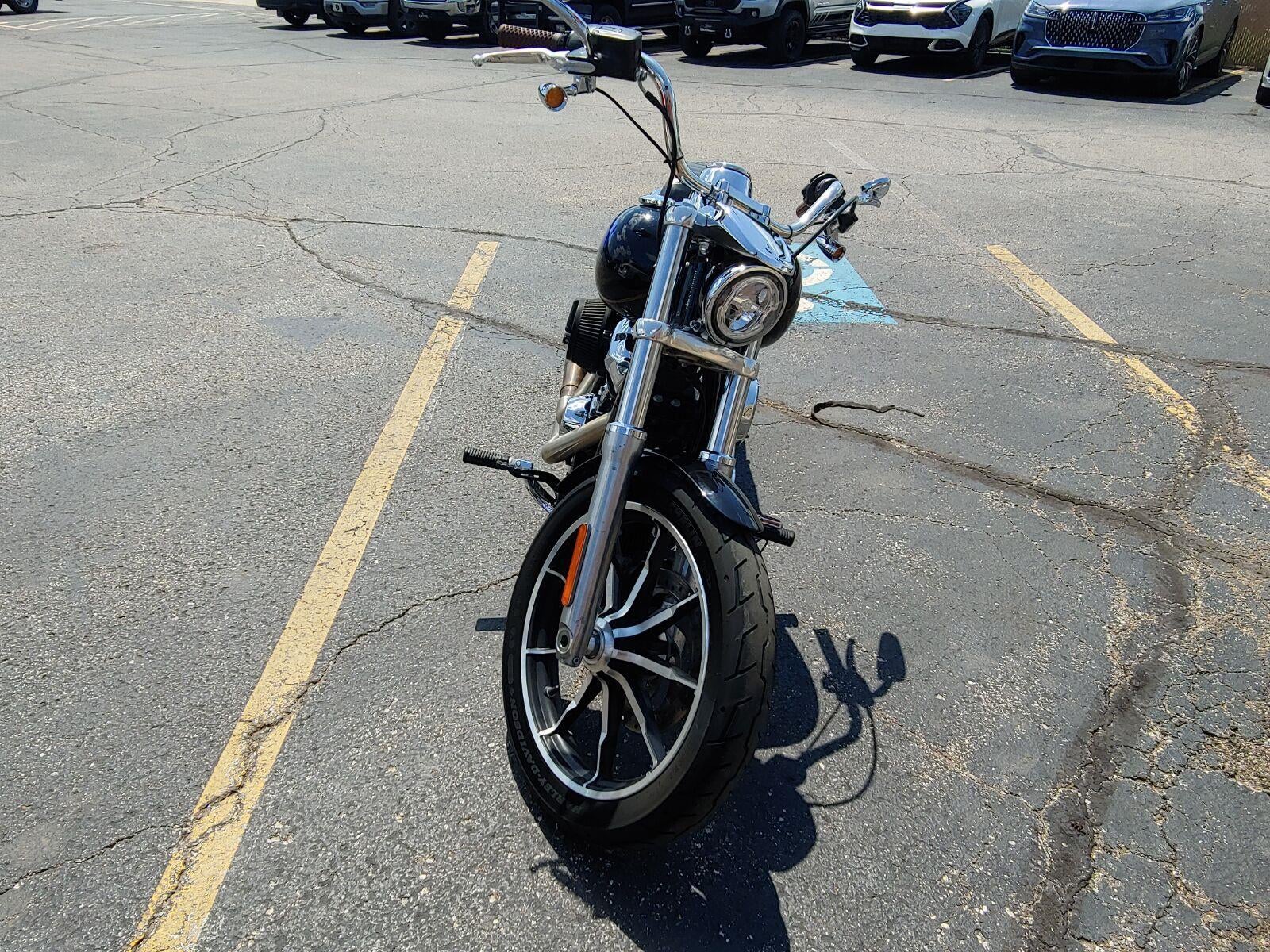 2018 HARLEY-DAVIDSON LOW RIDER Base