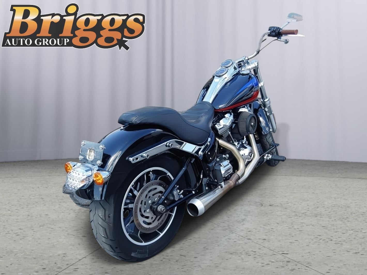 2018 HARLEY-DAVIDSON LOW RIDER Base