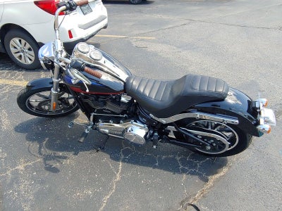 2018 HARLEY-DAVIDSON LOW RIDER Base