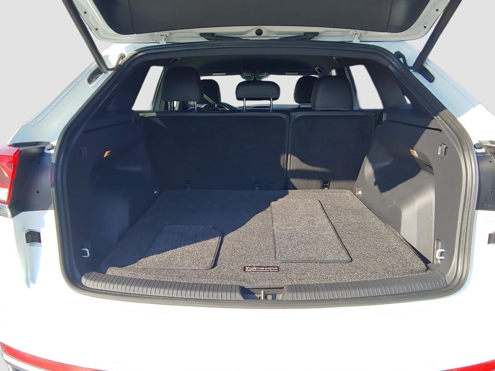 2021 Volkswagen Atlas Cross Sport 3.6L V6 SE w/Technology R-Line