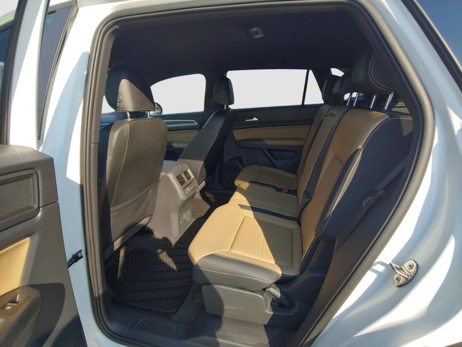 2021 Volkswagen Atlas Cross Sport 3.6L V6 SE w/Technology R-Line