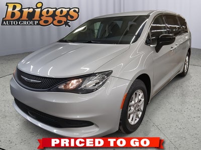 2024 Chrysler Voyager LX