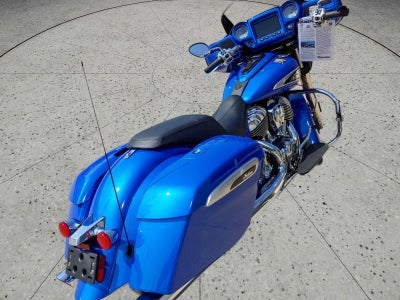 2021 INDIAN MOTOCYCLE CHIEFTAIN LIMITED Base