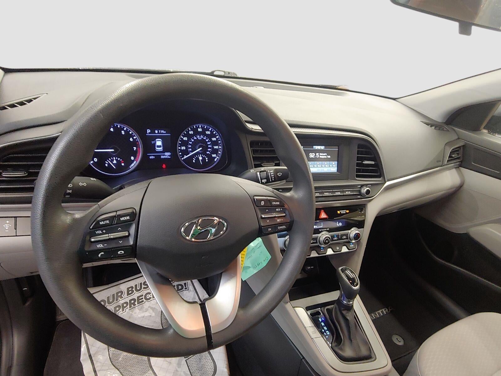 2020 Hyundai Elantra SE