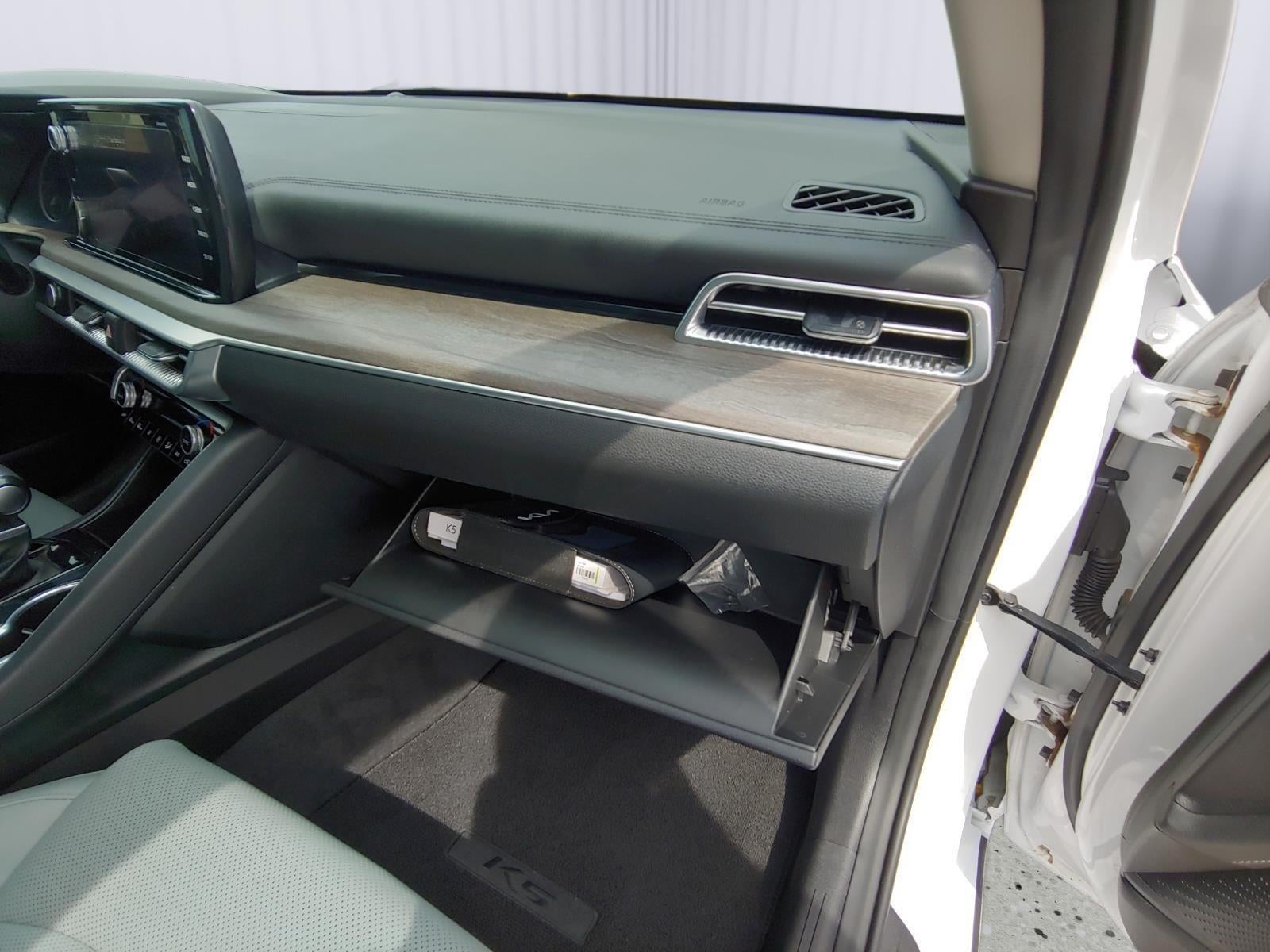2023 Kia K5 EX