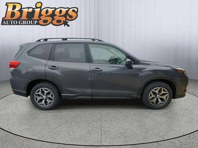 2022 Subaru FORESTER Premium