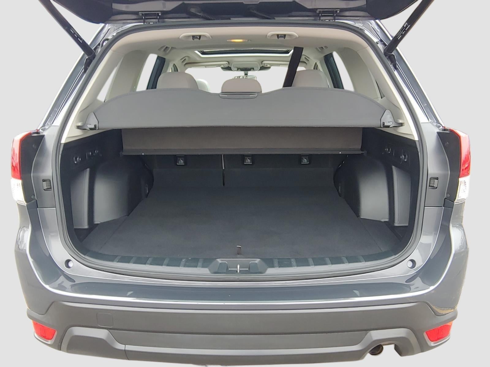 2022 Subaru FORESTER Premium