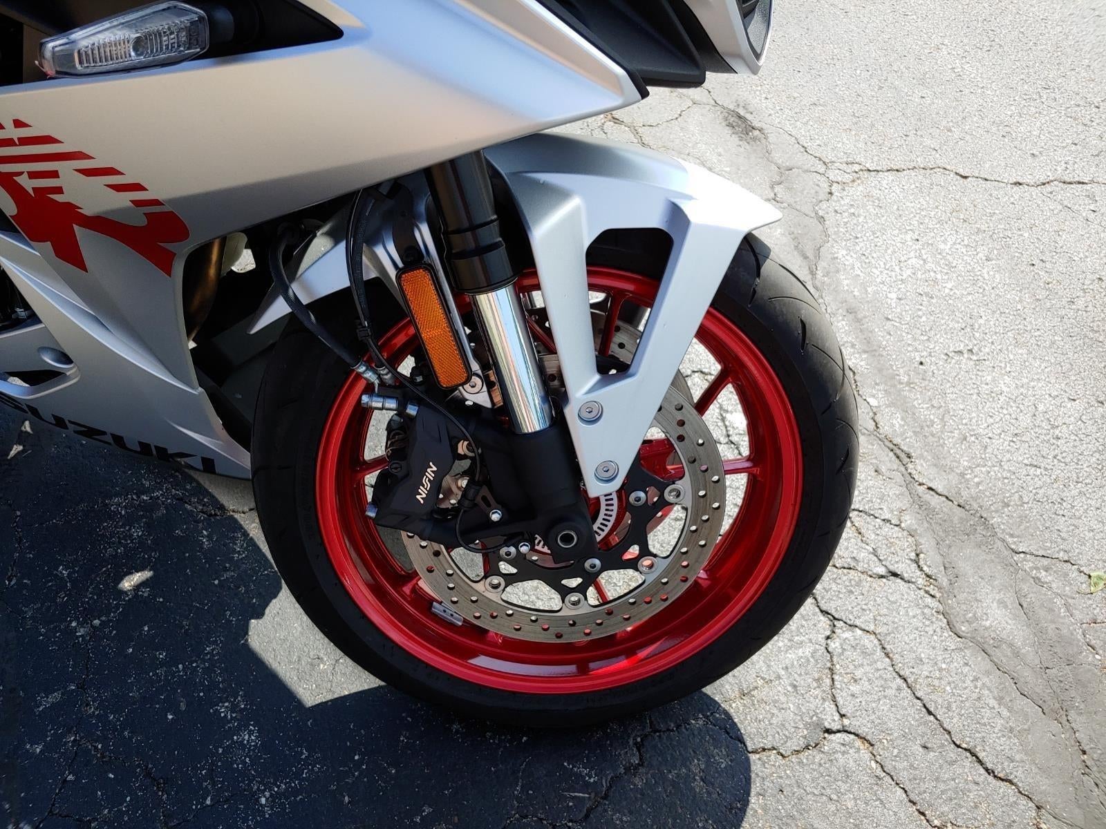 2024 SUZUKI GSXR800 Base