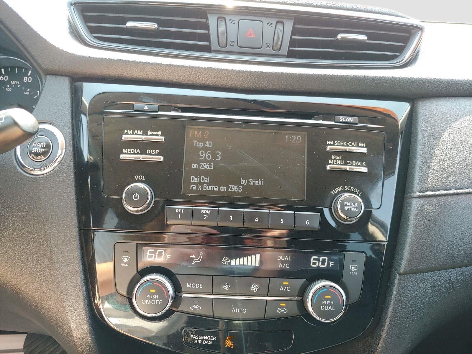 2017 Nissan Rogue SV