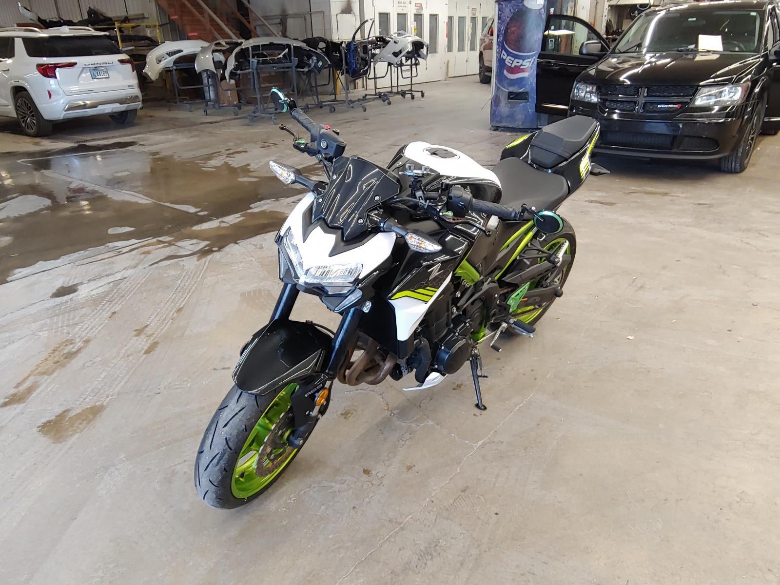 2021 KAWASAKI ZR900FMFNN Base