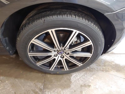 2015 Volvo XC60 T6 Platinum