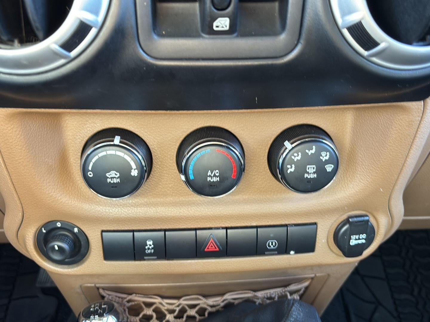 2013 Jeep Wrangler Unlimited Sahara