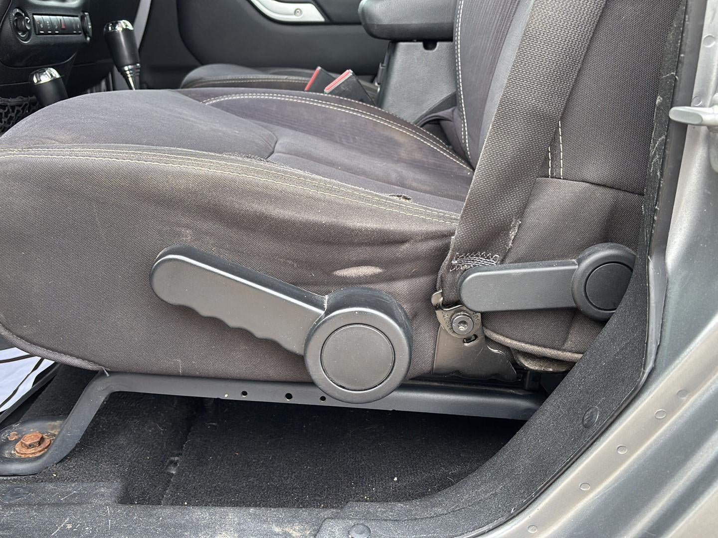 2013 Jeep WRANGLER UNLIMITED Base