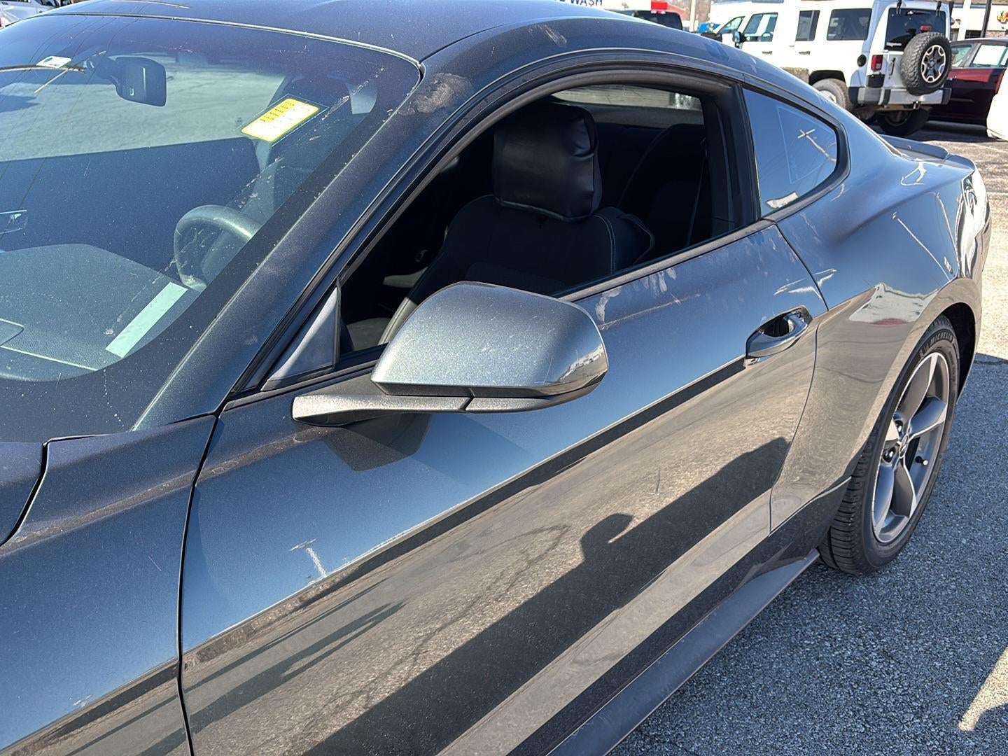 2015 Ford MUSTANG Base