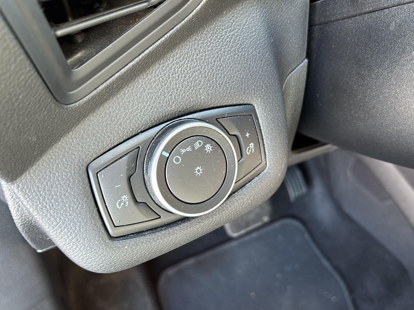 2017 Ford C-MAX HYBRID Base