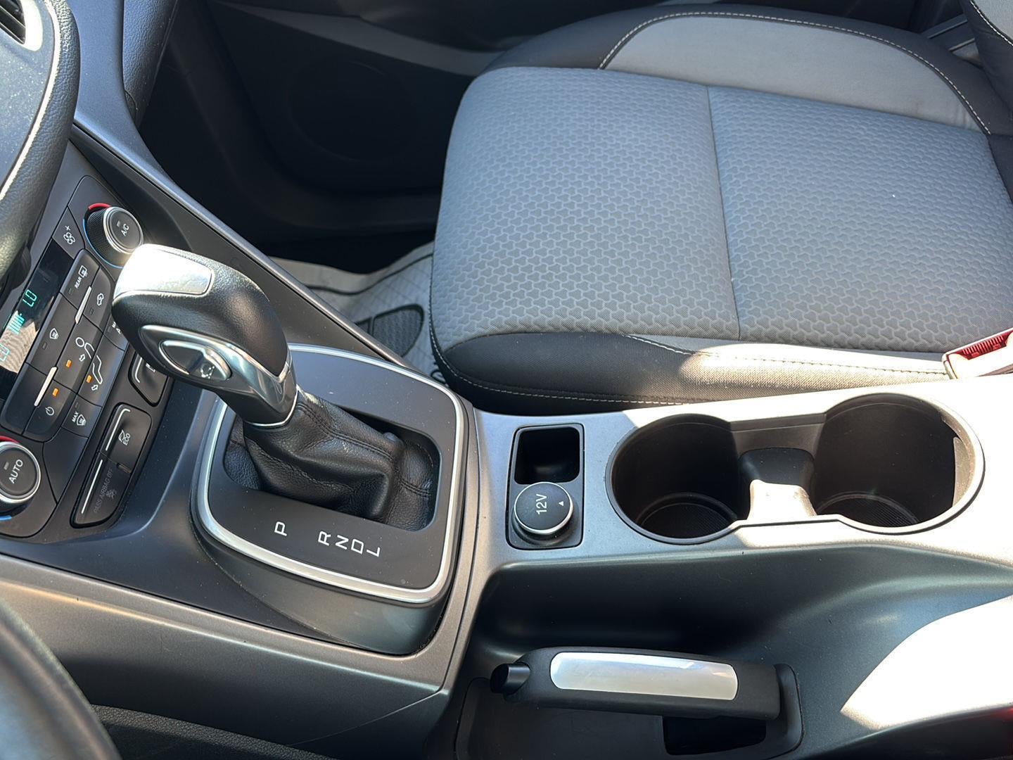 2017 Ford C-MAX HYBRID Base