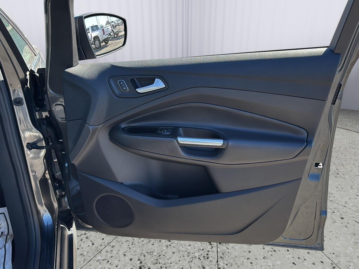 2017 Ford C-MAX HYBRID Base