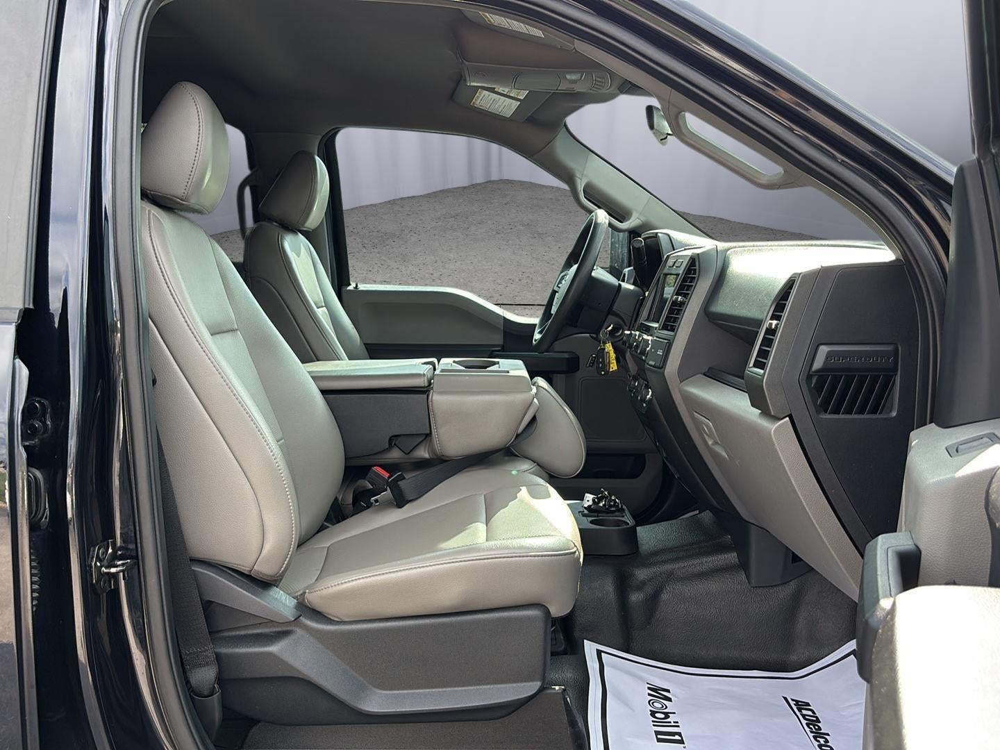 2022 Ford Super Duty F-250 SRW XL