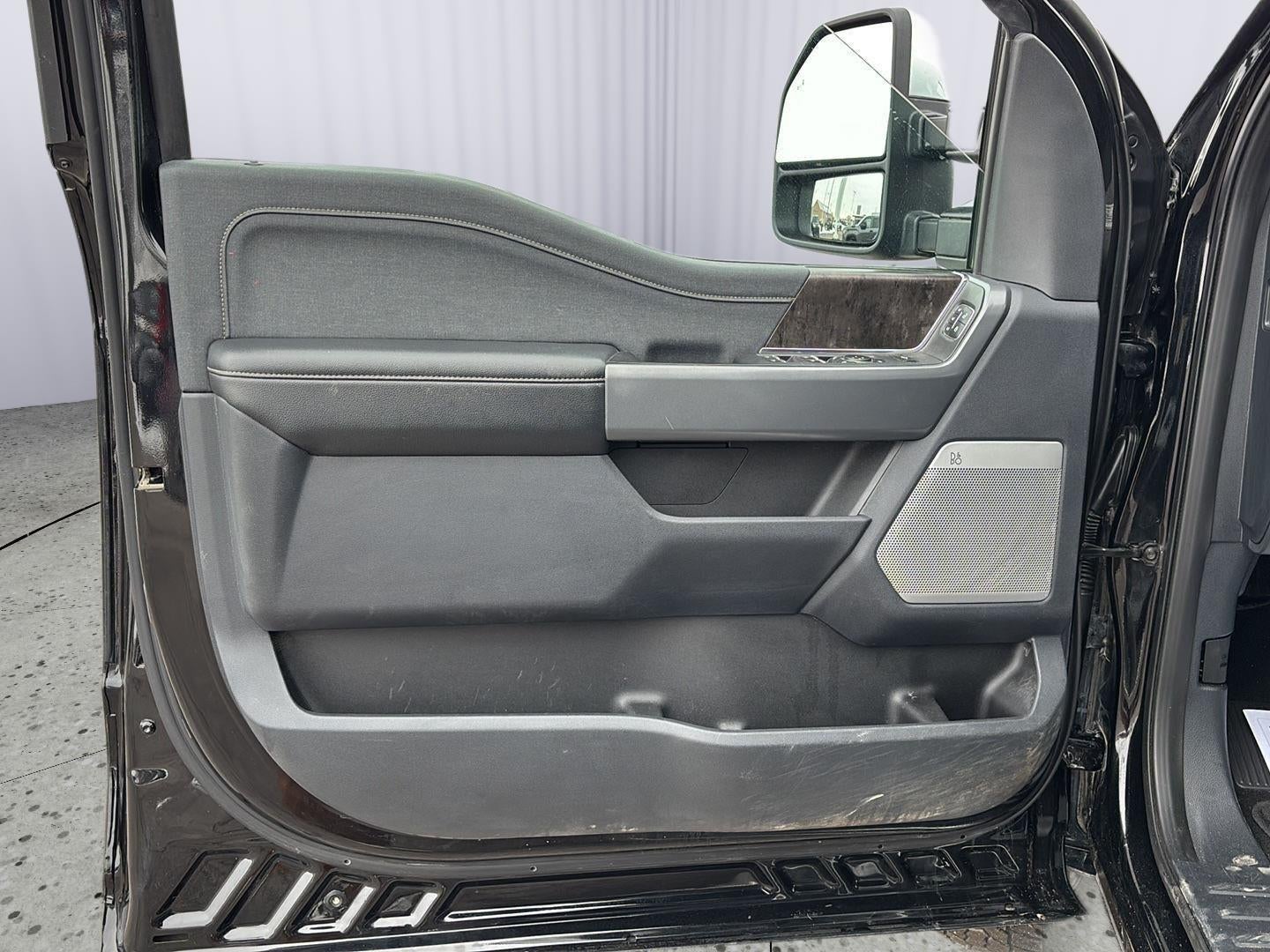 2023 Ford Super Duty F-250 SRW LARIAT