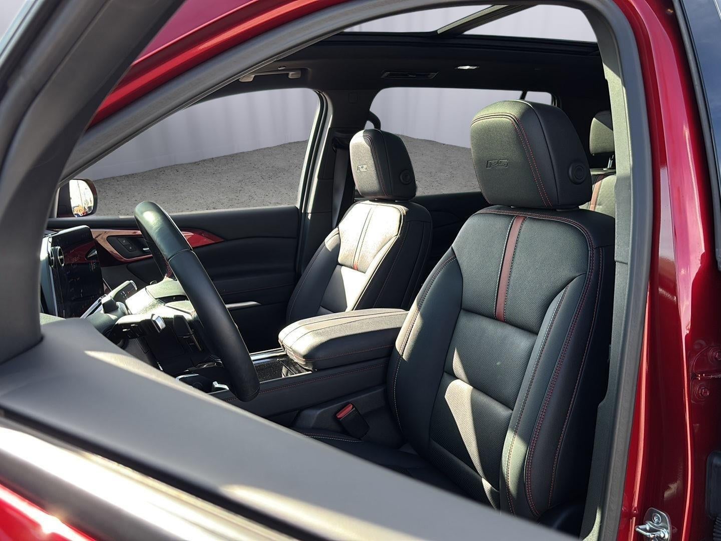 2024 Chevrolet Traverse AWD RS