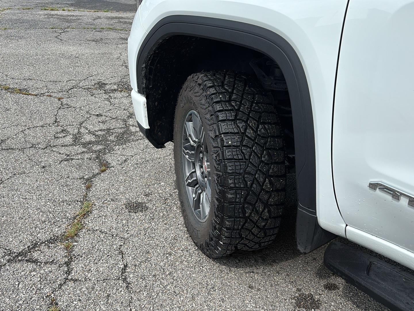 2024 GMC Sierra 1500 AT4