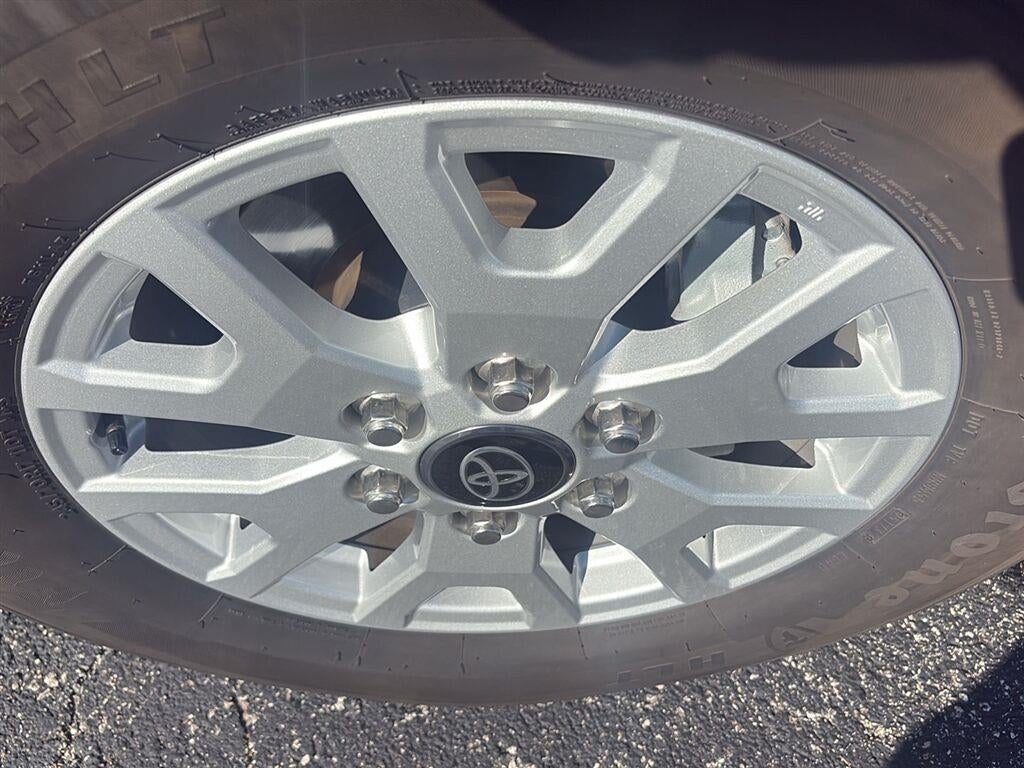 2024 Toyota Tacoma SR