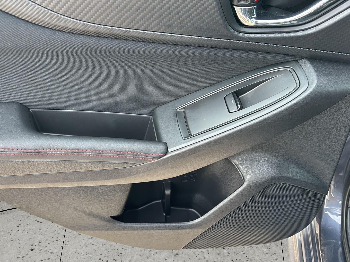 2017 Subaru IMPREZA Base