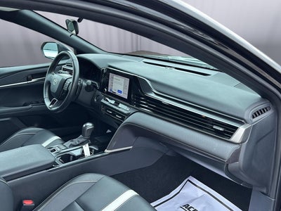 2025 Toyota CAMRY Base