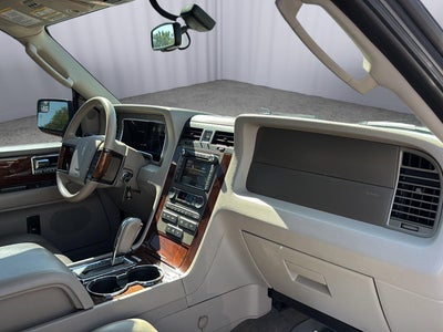 2014 Lincoln Navigator Base