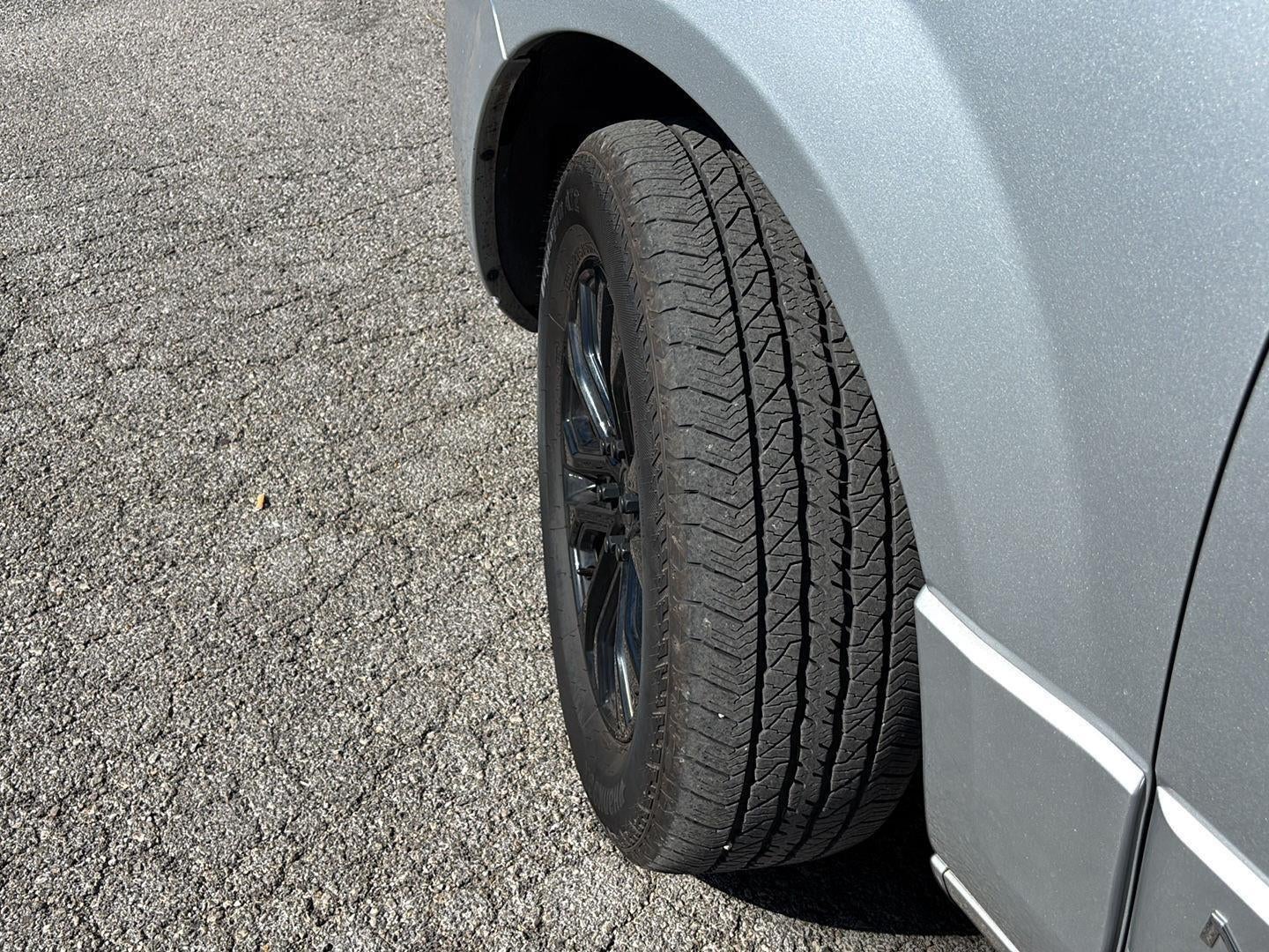 2014 Lincoln Navigator Base