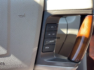 2014 Lincoln Navigator Base