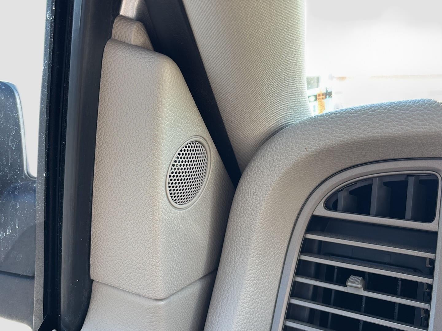 2014 Lincoln Navigator Base
