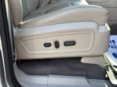 2014 Lincoln Navigator Base