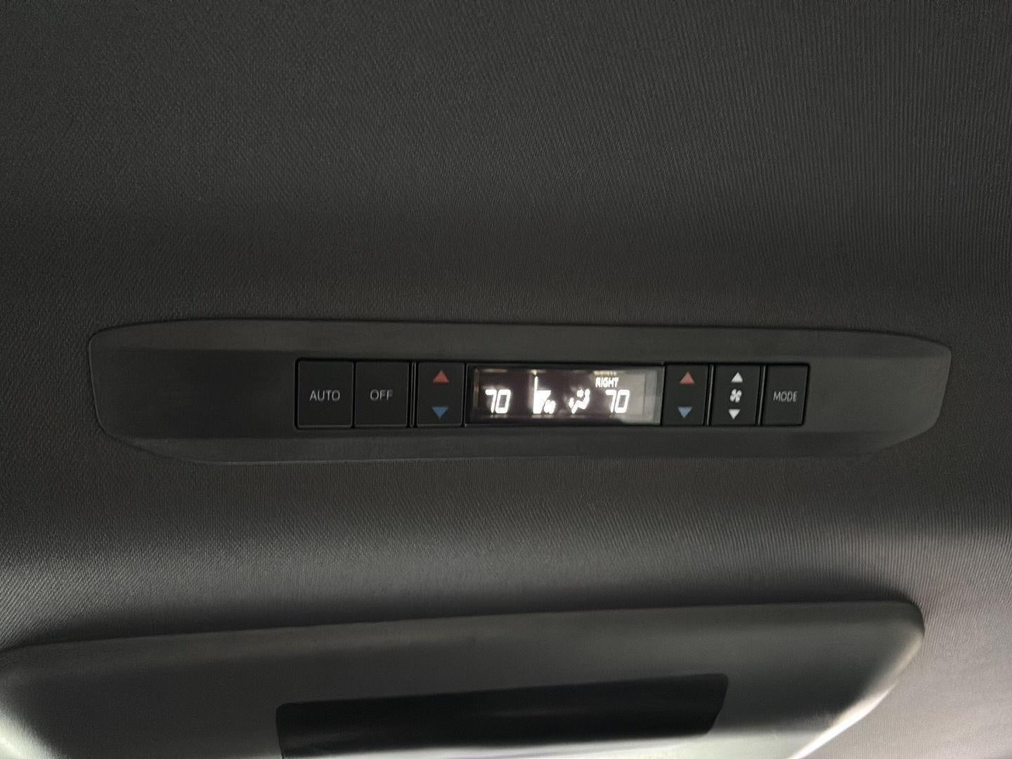 2023 Toyota Sienna XSE