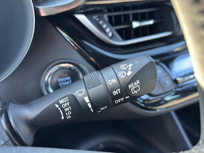 2018 Toyota C-HR XLE Premium