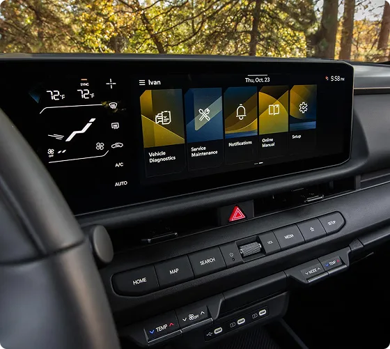 Seltos infotainment screen showing the Kia Connect service tiles and climate controls