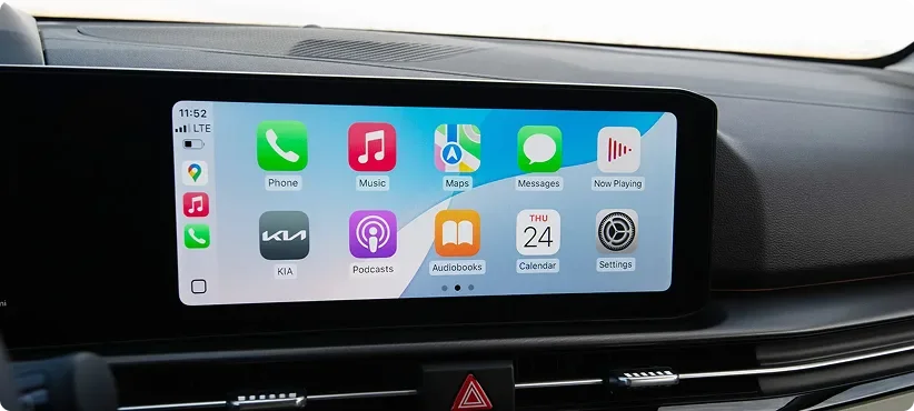 Touchscreen running wireless Apple CarPlay